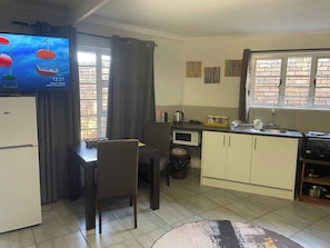 Ferienhaus, 1 Schlafzimmer, Raucher, Balkon | Innenbereich