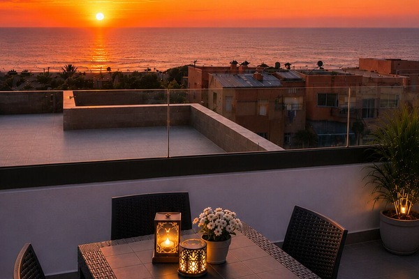 Golden hour dinners just hit different with this kind of view and candlelit ambiance.