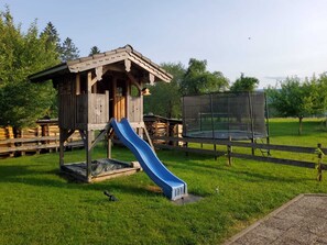 Children's area - Farmhouse Vacation Rental (Siegsdorf)