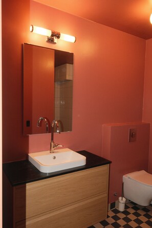Comfort Double Room, Sea View | Bathroom - Store Lærkegård (Allinge-Sandvig)