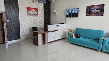 House | Reception
