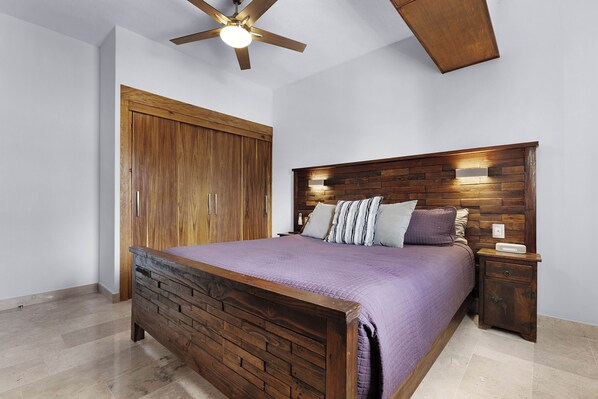 1 dormitorio, escritorio, tabla de planchar con plancha y wifi gratis