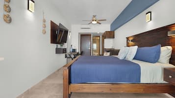 1 bedroom, desk, iron/ironing board, free WiFi