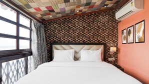 Unclassified image, 3 of 30, button - Suite Room With Ganga View Heritage Scindia Ghat (Varanasi)