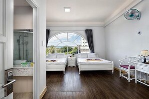 In-room safe, soundproofing, free WiFi, wheelchair access - CCT Luxury Hotel (Nha Trang)