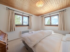 Internet - Chalet Marmotta 2 by Arosa Vacations Ferienhaus, Dusche und Bad, WC, 3 Schlafräu by Interhome (Arosa)
