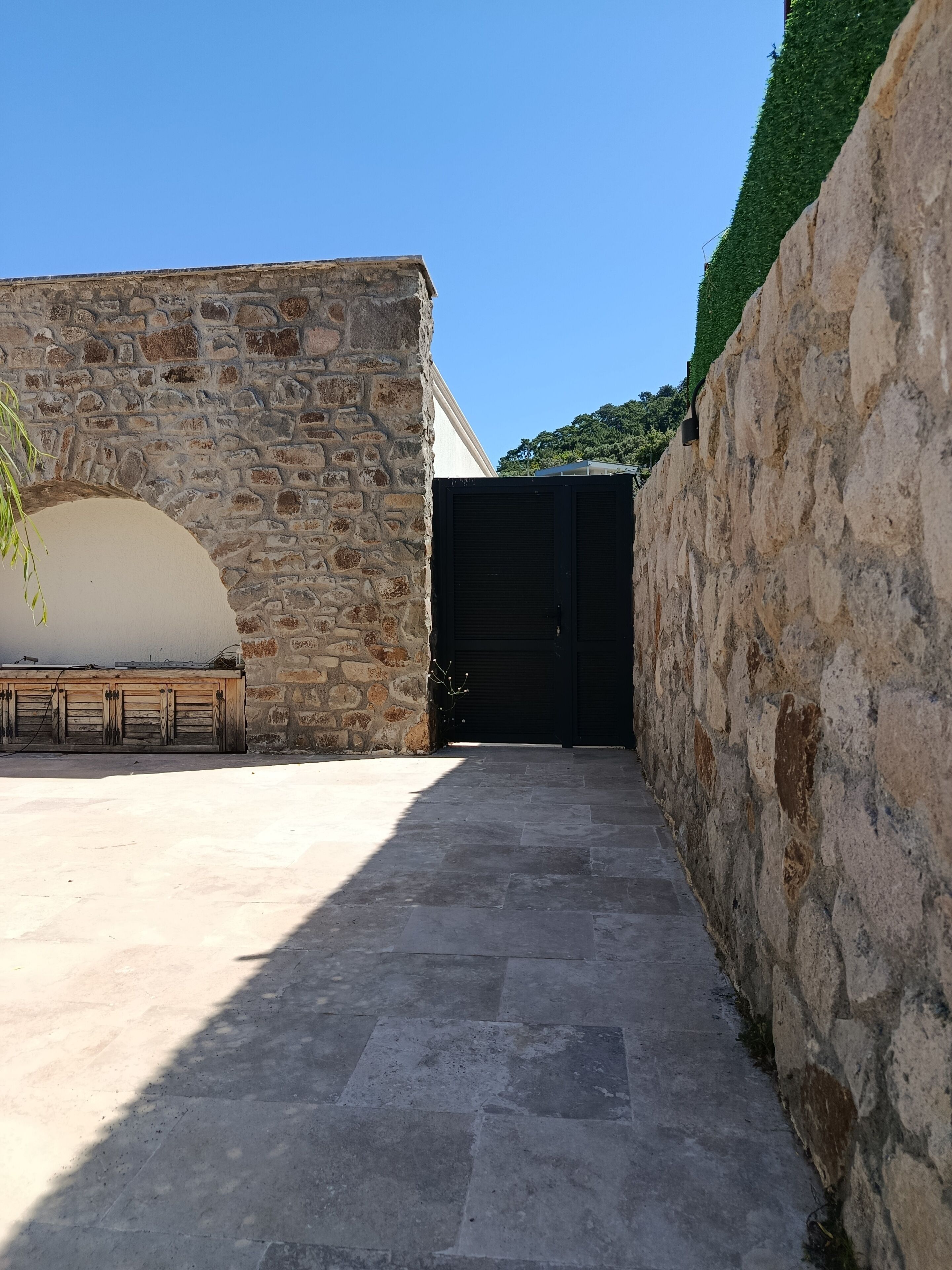 Superior Double or Twin Room, Courtyard View | Property grounds
