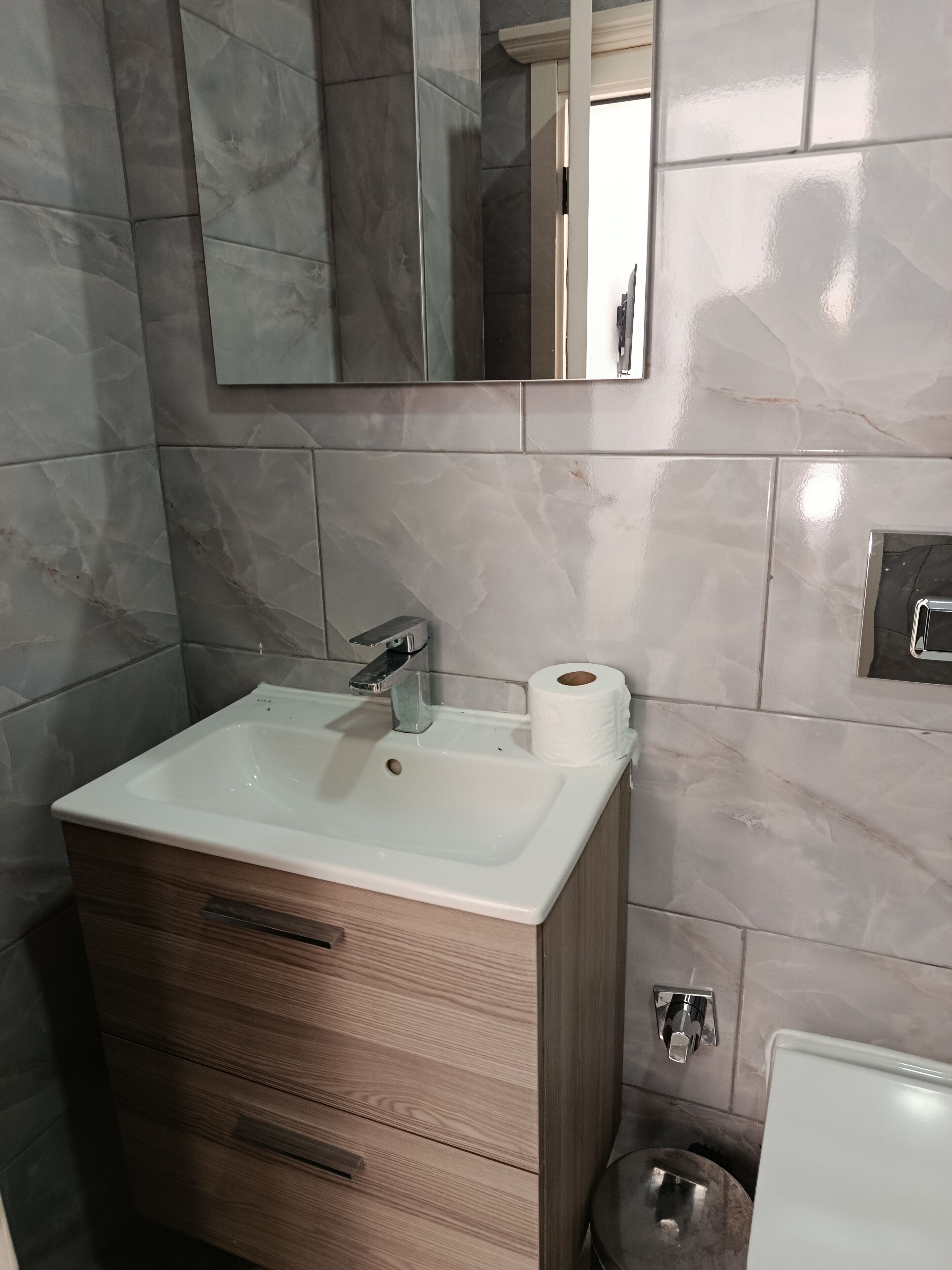 Superior Double or Twin Room, Courtyard View | Bathroom