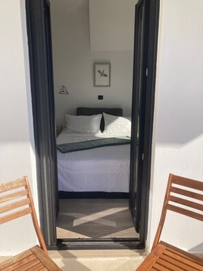 Iron/ironing board, WiFi, bed sheets - Villa "Tην αιώνια φωτιά" with a private pool and hot tub near the sea (Agia Fotia)
