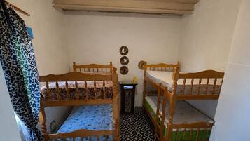 2 chambres, accès Internet, draps fournis