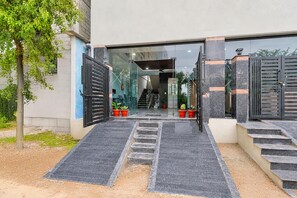 Rumah | Resepsionis