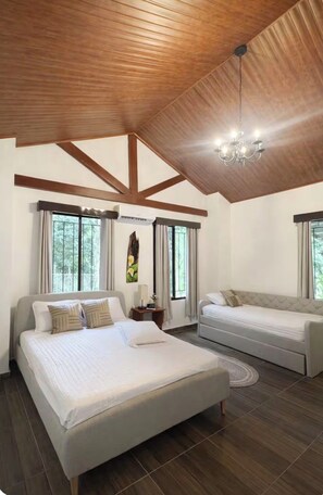 Free WiFi, bed sheets - Cabin with a private pool, horses, nature, and complete tranquility (Penonomé)