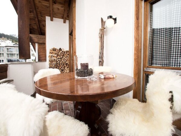 Outdoor dining - ARENA Penthouse, (Flims Dorf), 2624 by Interhome (Flims)