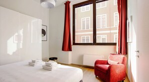 Apartment | 1 Schlafzimmer, laptopgeeigneter Arbeitsplatz, Bügeleisen/Bügelbrett