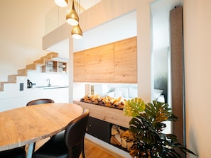 Apartment | Dining - Relax Suite With Jacuzzi (Burg-Reuland)