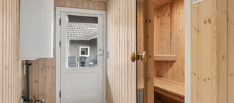 "Veljan" - 300m from the sea by Interhome