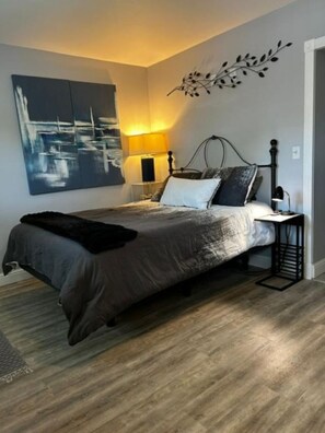 2 Schlafzimmer, Bügeleisen/Bügelbrett, kostenloses WLAN, Bettwäsche