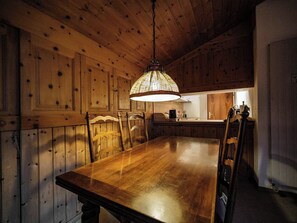 Dining - Appartement/Fewo, Dusche oder Bad, WC, 2 Schlafräu by Interhome (Arosa)