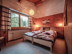 Room - Appartement/Fewo, Dusche oder Bad, WC, 2 Schlafräu by Interhome (Arosa)