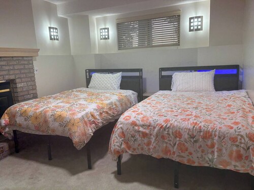 Room-charming 3-bedroom Retreat in Prime