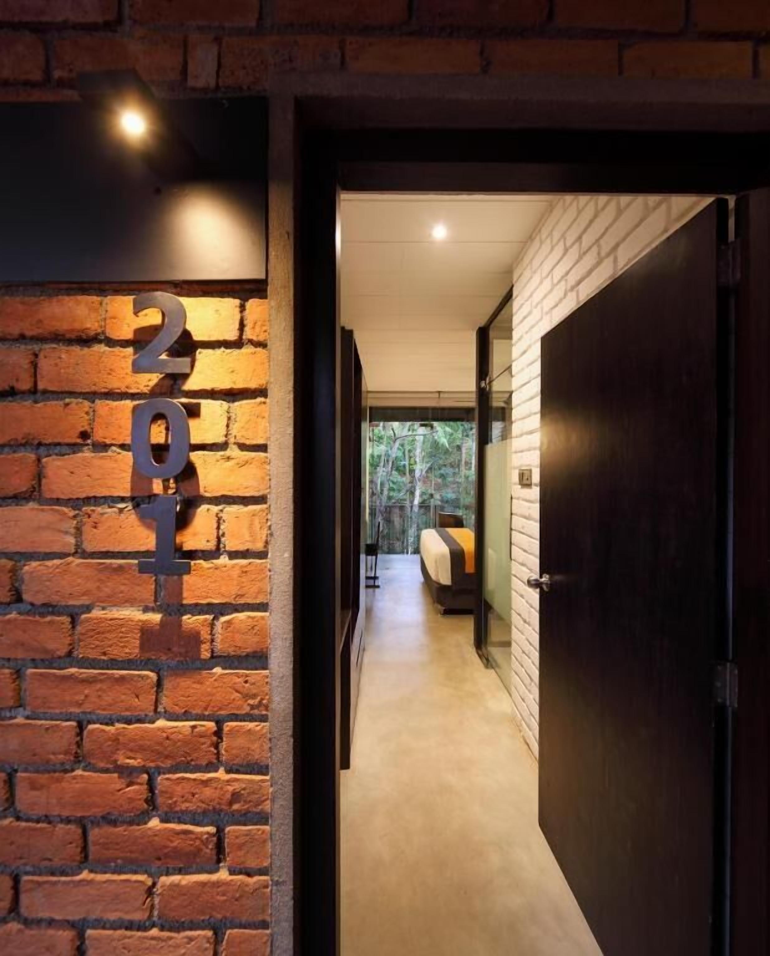 Chambre Double Deluxe, balcon, vue cour intérieure | Intérieur