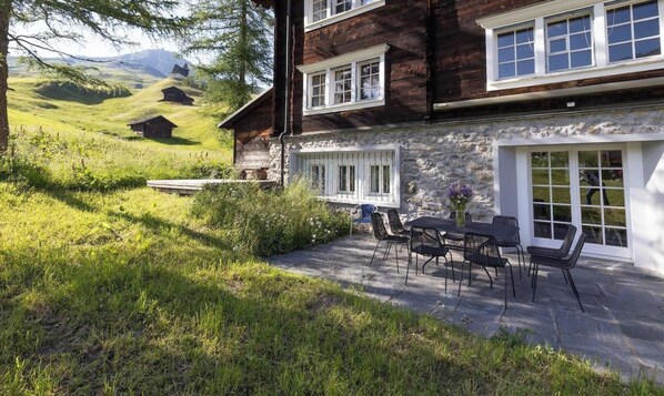 Exterior - Chalet Güetli Ferienhaus, Dusche und Bad, WC, 10-Bettwohnung by Interhome (Arosa)