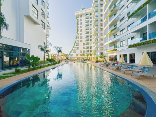 "The Best Holiday Experience in Alanya & Mahmutlar."