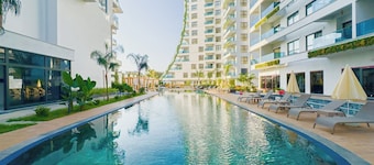 "The Best Holiday Experience in Alanya & Mahmutlar."