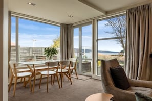 Interior - Adelaide Courtyard | Walk to Town - Free Parking (Queenstown)