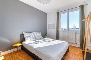 4 bedrooms, iron/ironing board, travel crib, WiFi - Appartement 4 chambres (Angers)