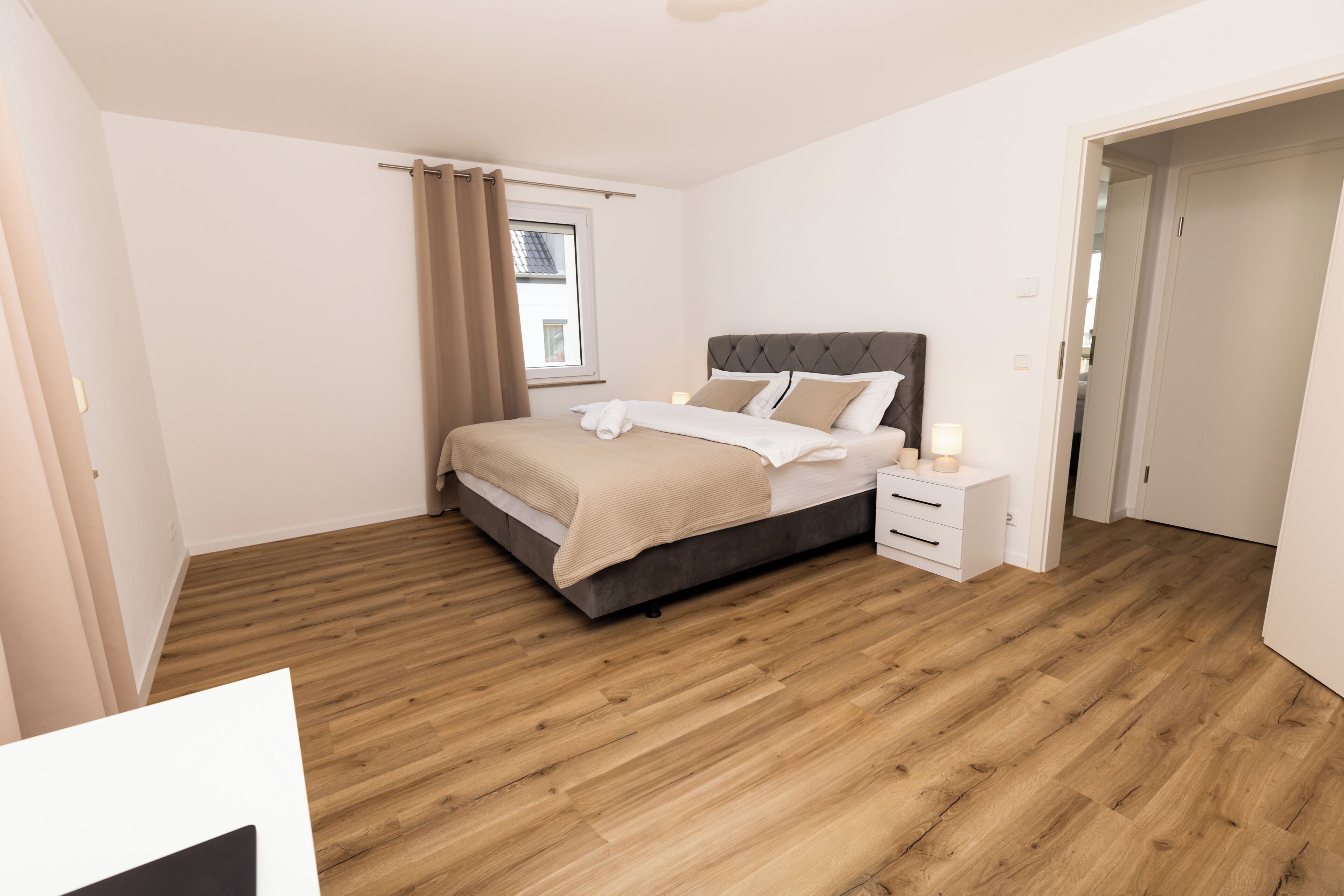 2 bedrooms, desk, free WiFi, bed sheets