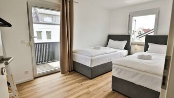 2 bedrooms, desk, free WiFi, bed sheets