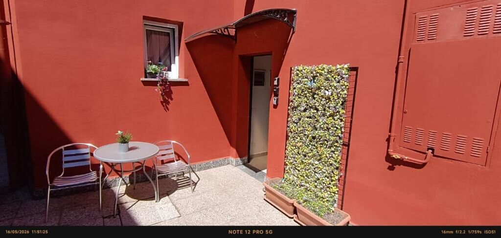 Deluxe Studio | Outdoor dining