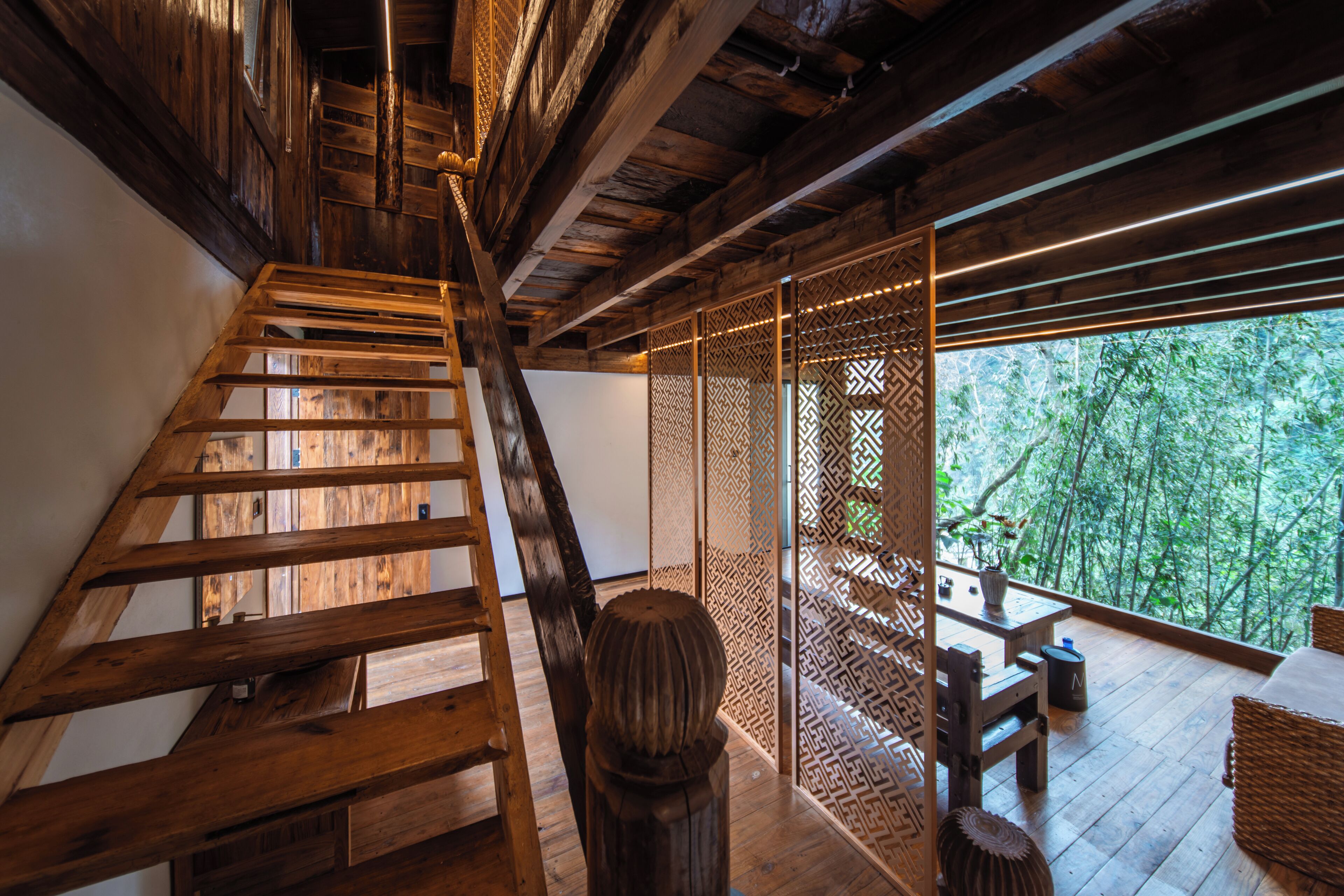 Deluxe-Suite, eigenes Bad, Bergblick | Innenbereich