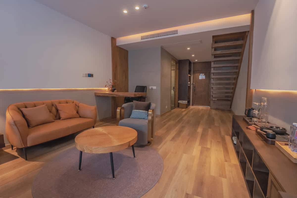 Loft familiar, se aceptan mascotas, vista a la colina | Lobby