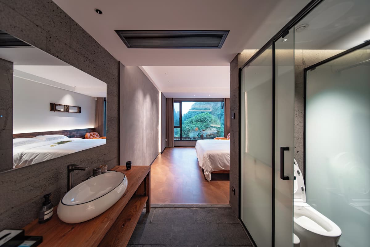 Cortinas blackout, sistema de insonorización y wifi gratis