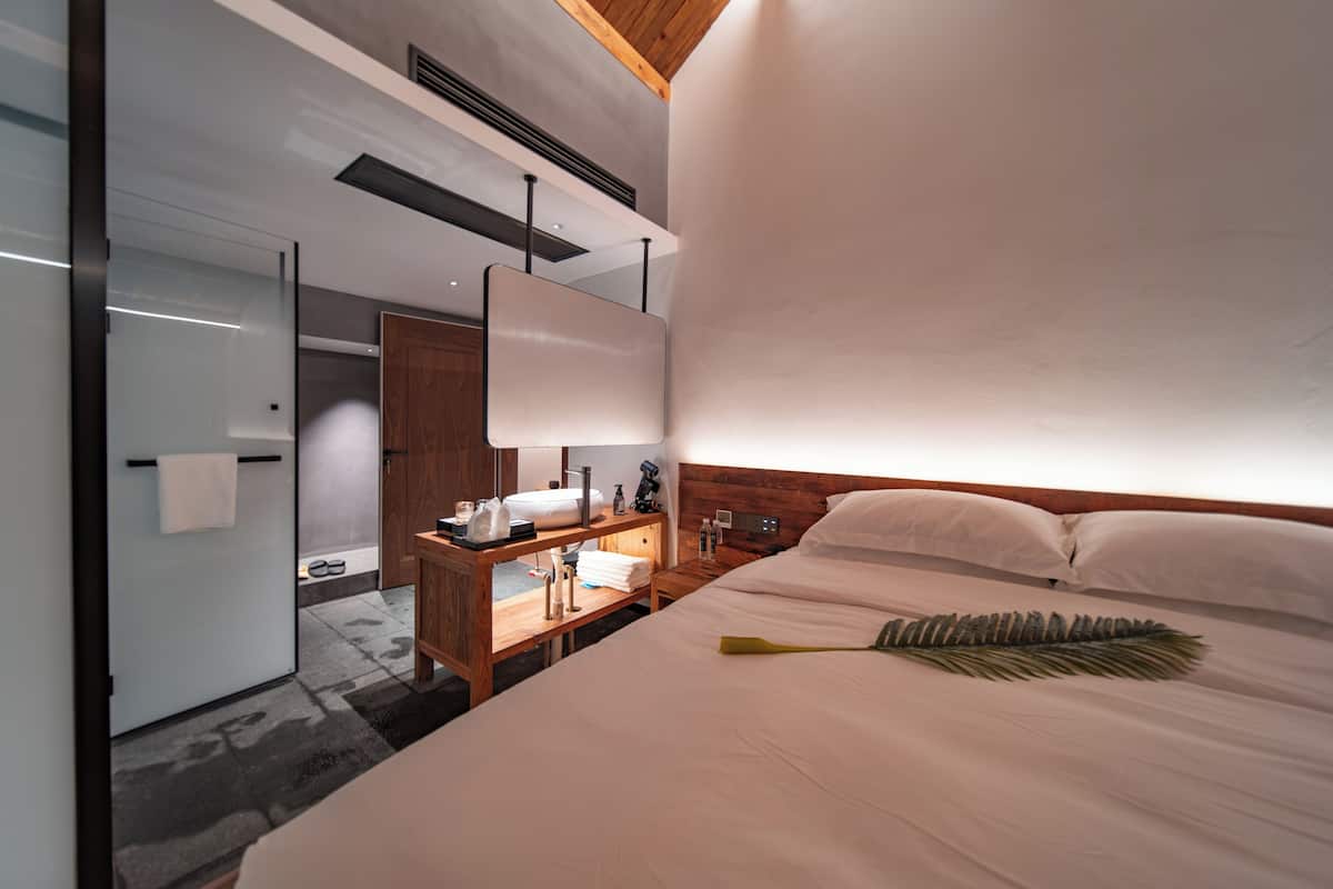 Cortinas blackout, sistema de insonorización y wifi gratis