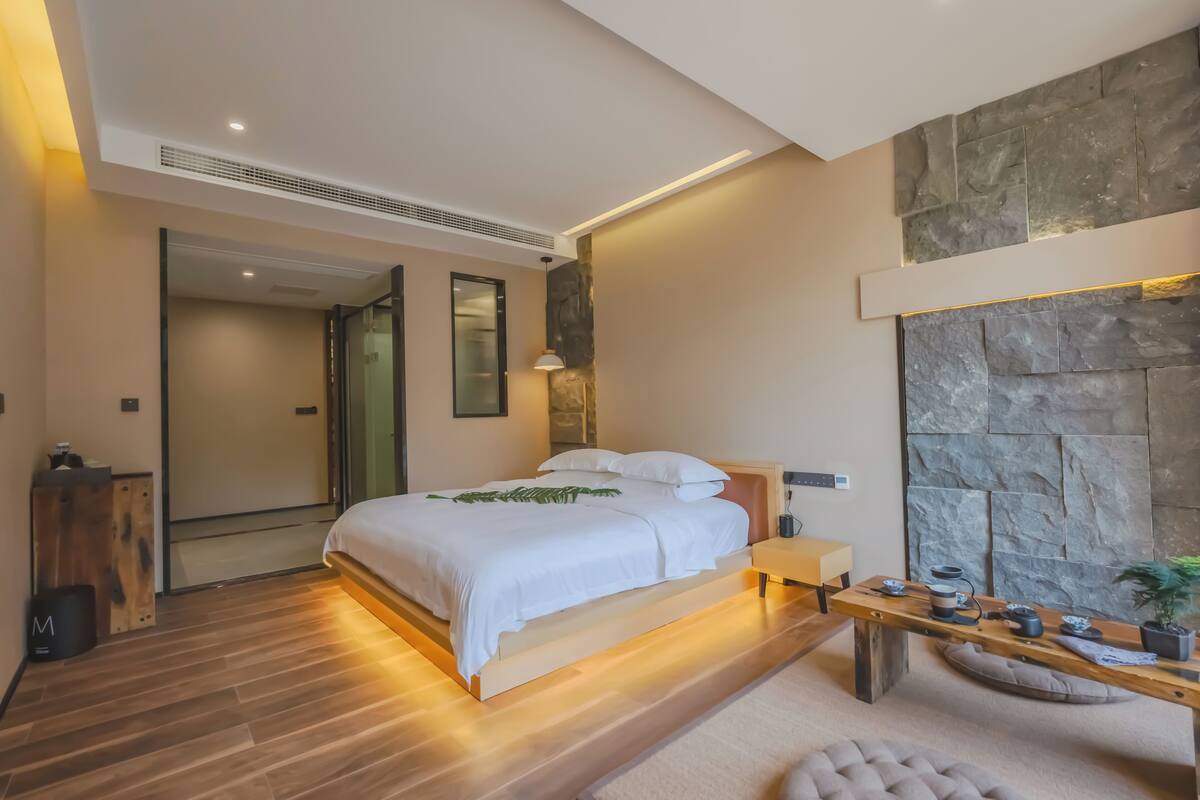 Habitación individual Prestigio, aire acondicionado, vista a la montaña | Cortinas blackout, insonorización y wifi gratis