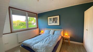 1 Schlafzimmer, Reisekinderbett, kostenloses WLAN, Bettwäsche