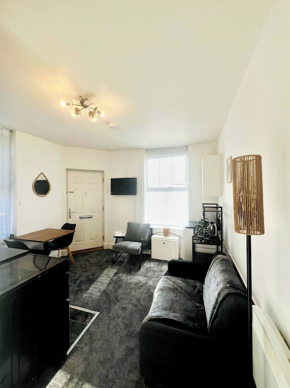 Private Ipswich Home | Free Parking & Wifi - Ipswich, UK