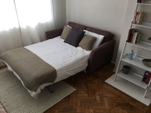 Bügeleisen/Bügelbrett, WLAN, Bettwäsche