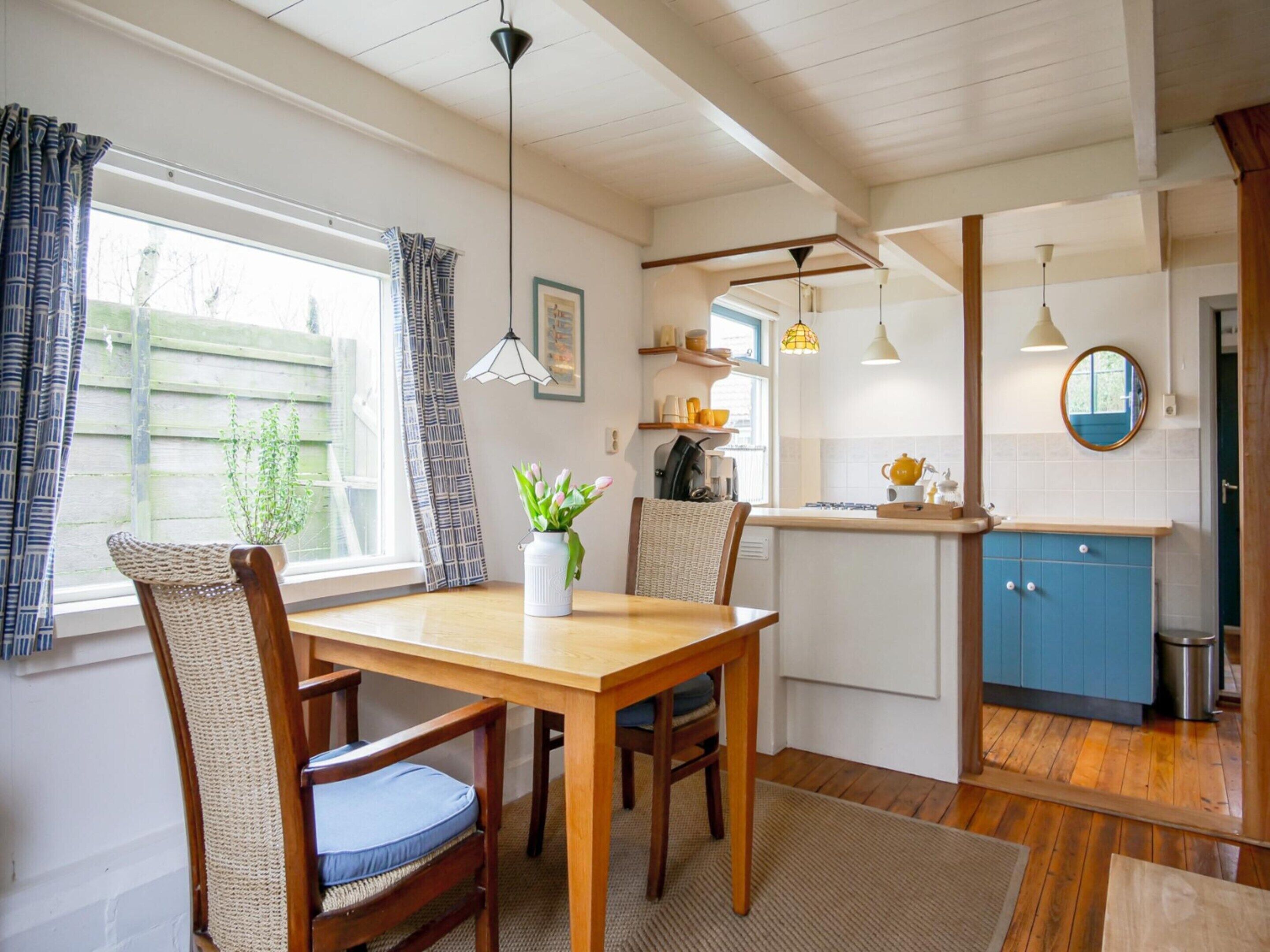 Apartment | Dining