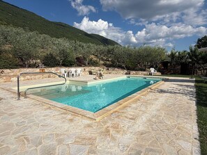 Pool - Beautiful apartment for 6 people with pool, WIFI and TV, close to Assisi (San Vitale)