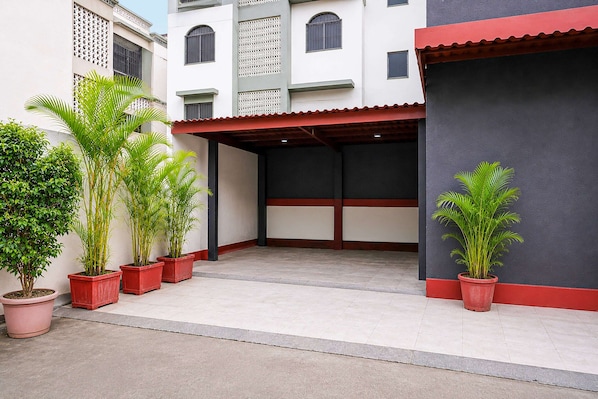 House | Reception