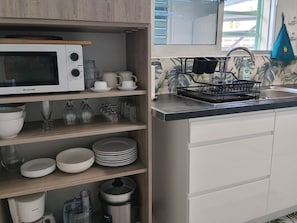 Fridge, microwave, oven, dishwasher - Apartment with AC, lagoon view - 2 guests (Saint-Paul)