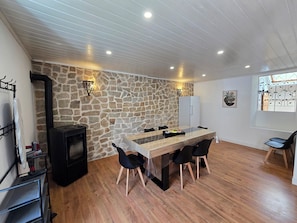 Dining - 110 m² House in Brière - 5 bedrooms - 20 minutes from Saint-Nazaire (Saint-Joachim)