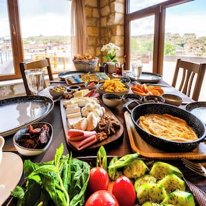 Desayuno continental incluido todos los días