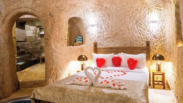 Suite – premium, privat basseng | Wi-fi (inkludert)