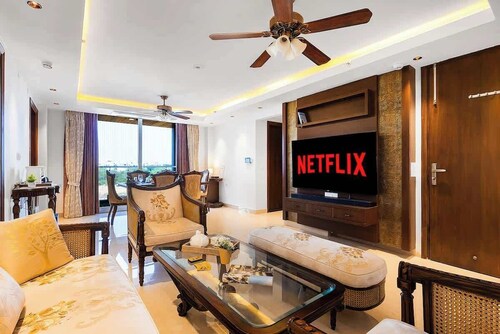 The Majestic Crown - 2BHK luxury home by Viraalay