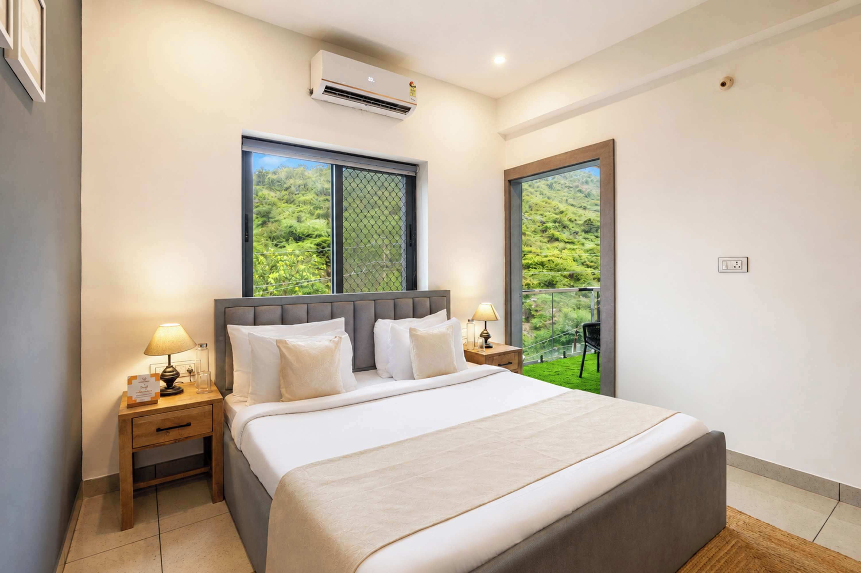 2 bedrooms